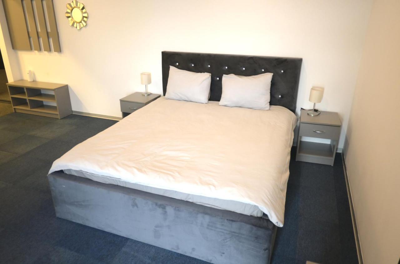 Luana Airport Apartments #4 Otopeni Eksteriør bilde